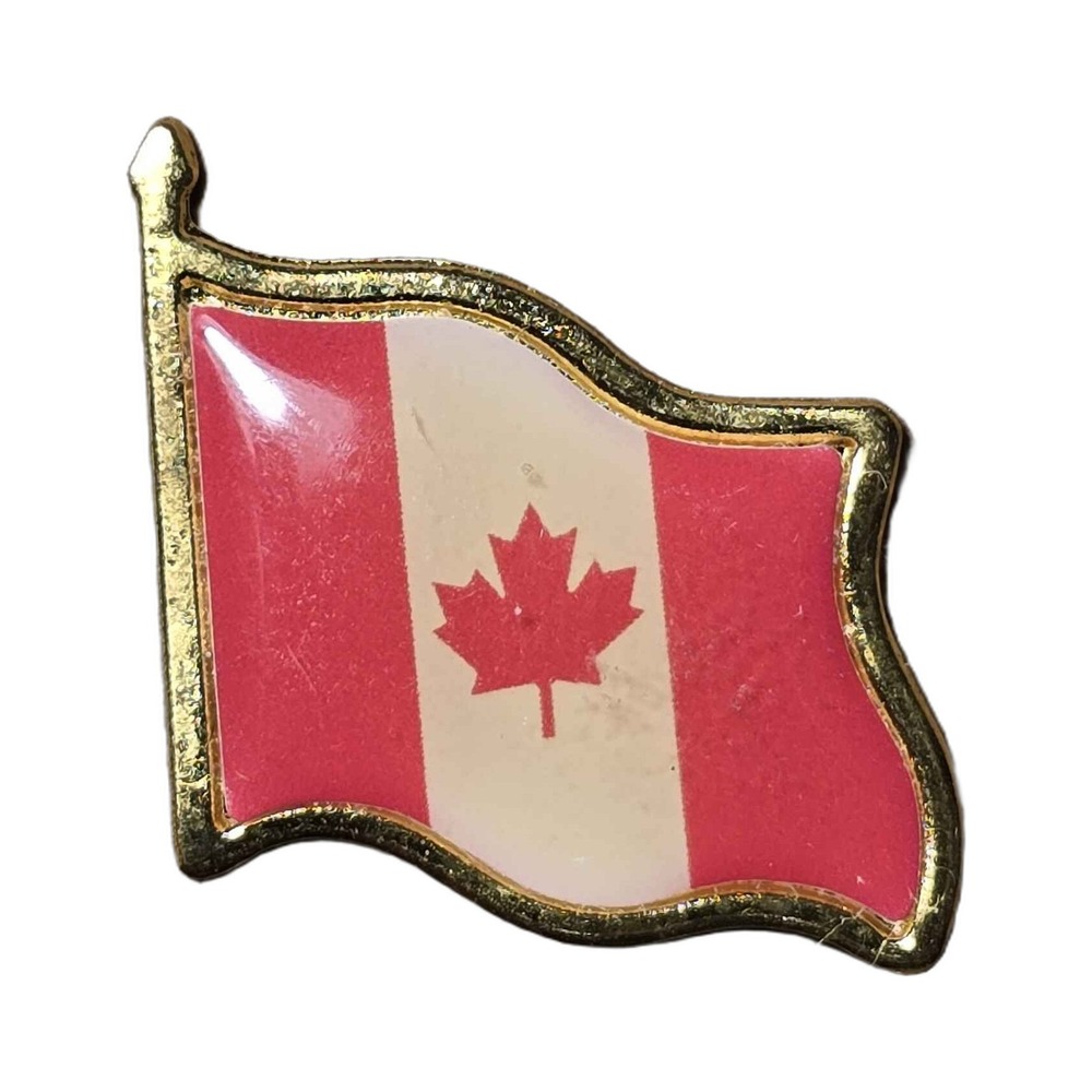 Waving Canadian National Flag Enamel Lapel Vest Hat Pin J32